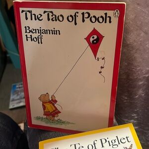 Original Penguin 'The Tao of Pooh' Red and White Cover